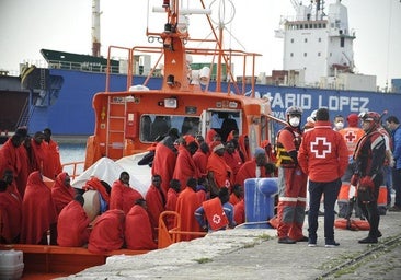 Mallorca pide «auxilio» a Sánchez ante la continua llegada de menores a bordo de pateras