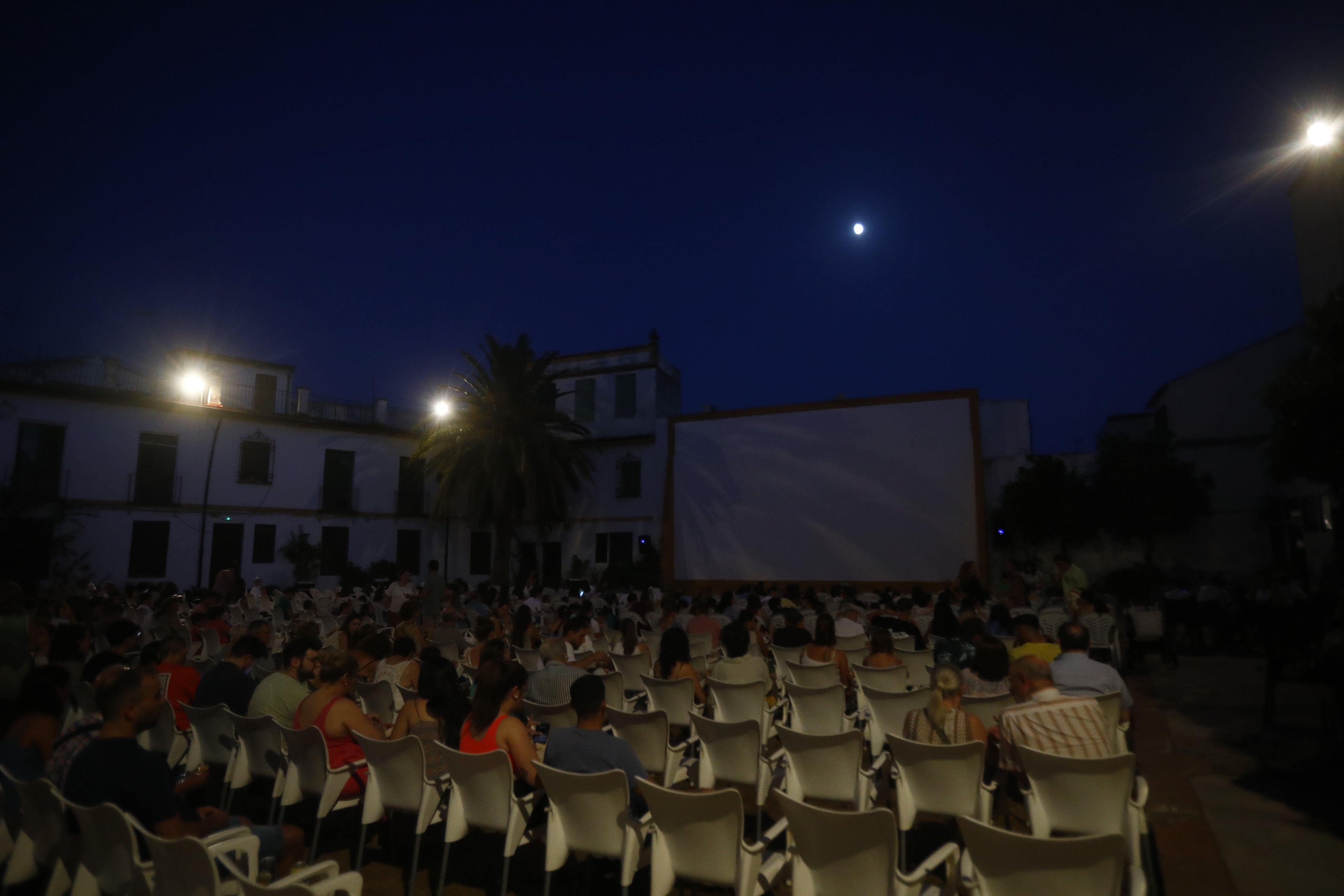 La mágica vuelta del cine de verano de San Andrés, en imágenes