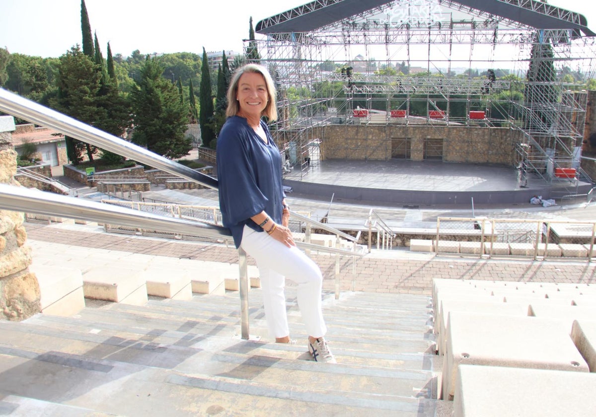 La presidenta del IMAE, Isabel Albás, durante la presentación de las actuaciones