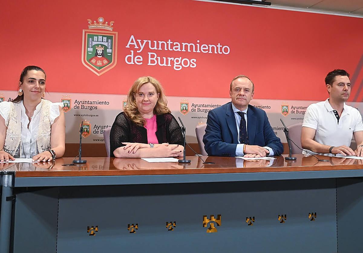 La alcaldesa de Burgos y los portavoces de los grupos municipales presentan una proposición conjunta que elevarán al Pleno