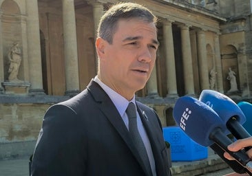 Sánchez ignora una pregunta sobre su mujer en una comparecencia en Reino Unido