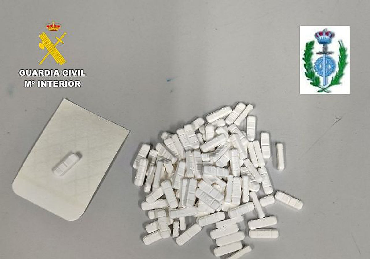 Imagen del centenar de pastillas de Trankimazin que intentaron meter los dos detenidos en la cárcel de Mansilla de las Mulas (León)