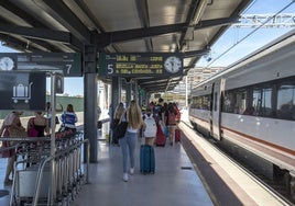 Sevilla y Huelva, unidas por un tren de tercera y sin AVE a la vista