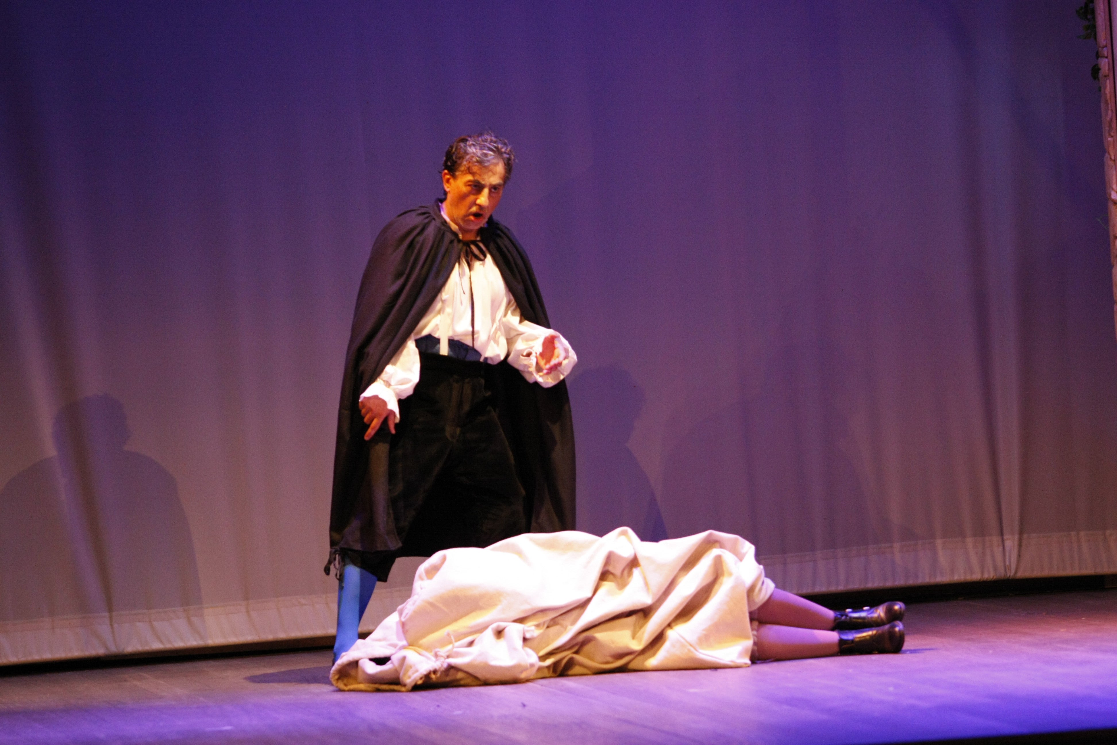 Las mejores imágenes del &#039;Rigoletto&#039; de Verdi en el Festival de Teatro, Música y Danza de Priego