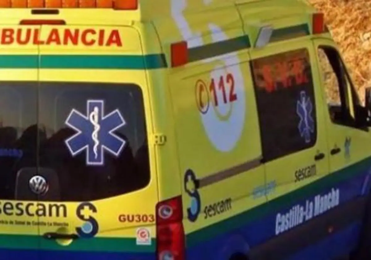 Una ambulancia de Castilla-La Mancha en una imagen de archivo