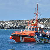 Un cayuco con 116 migrantes subsaharianos abren el fin de semana en la Ruta Canaria