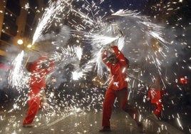 Correfoc y castillo de fuegos artificiales en Valencia hoy: horario y ubicación