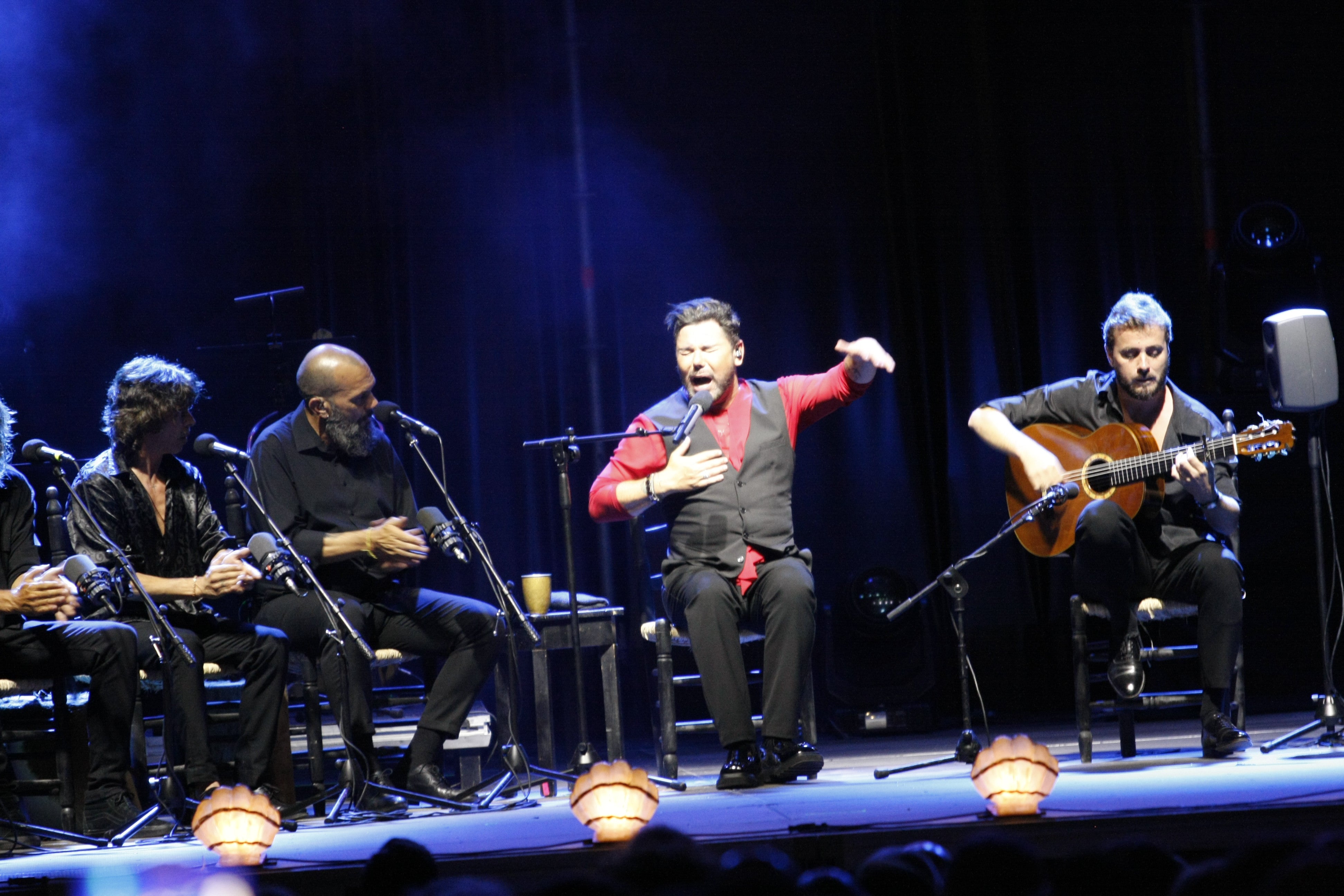 Las mejores imágenes del concierto de Miguel Poveda en Priego de Córdoba