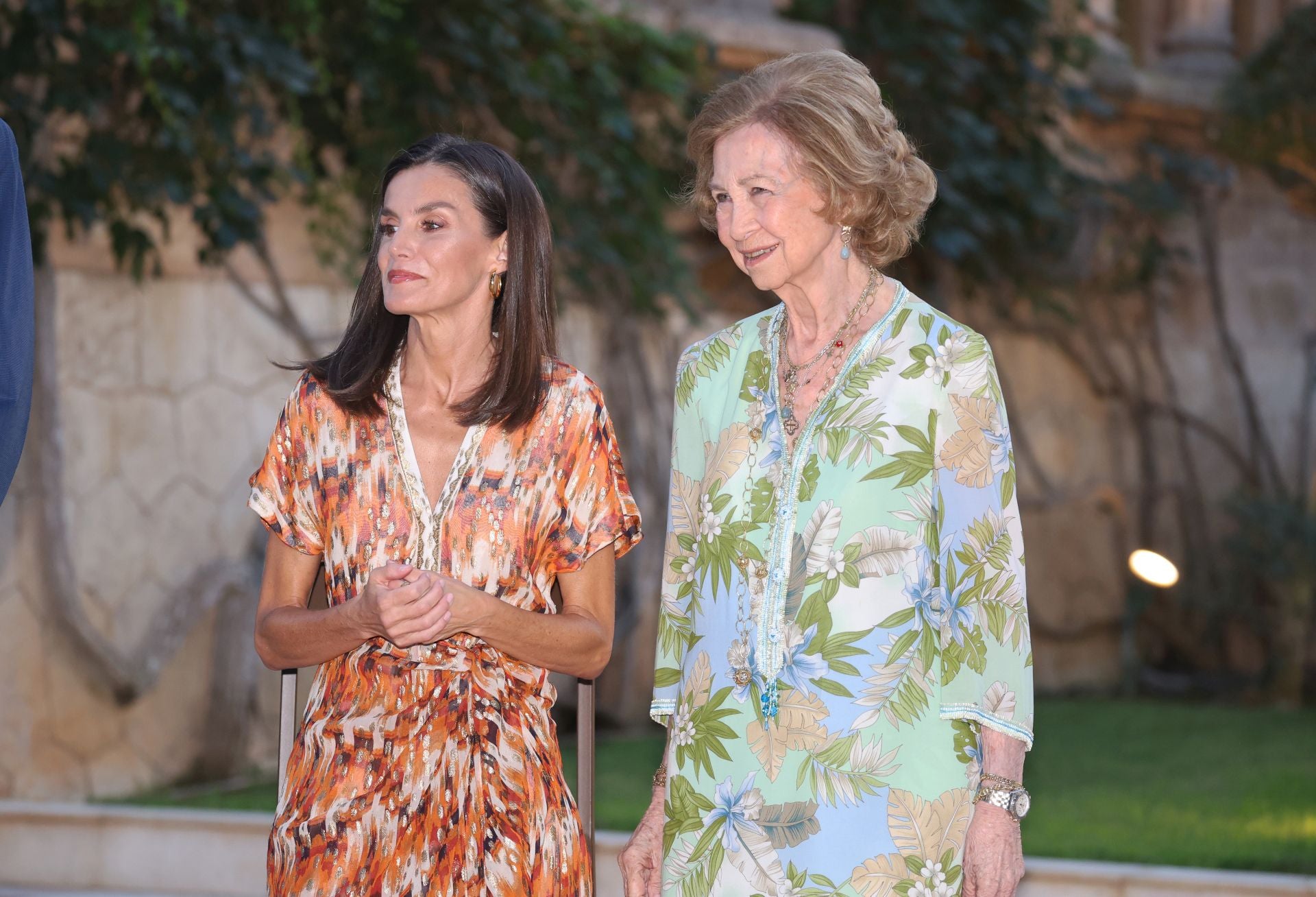La Reina Letizia y la Reina Sofía en la recepción en Marivent