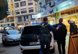 Detectan la llegada de la novedosa y letal droga Alfa-PiHP a España en dos narcopisos desmantelados en Valencia