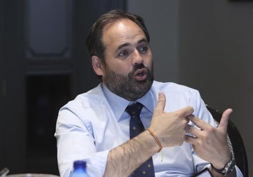 Núñez le dice a Page que tiene la solución al «chantaje de ERC para investir a Illa»: que sus diputados voten en contra