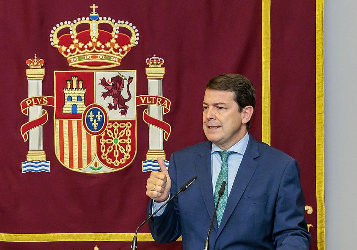 Mañueco ve un «robo a Castilla y León y a España» el acuerdo de Sánchez con ERC