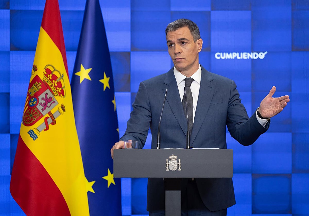 El presidente del Gobierno comparece ante los medios para hacer un balance del curso político