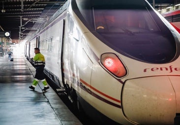 Retrasos en Cercanías de Madrid por la presencia de humo en el vagón de un tren en la estación de Chamartín