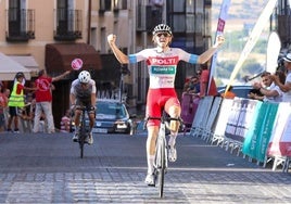 Bessega gana el I Gran Premio Vuelta a Toledo Flandriens