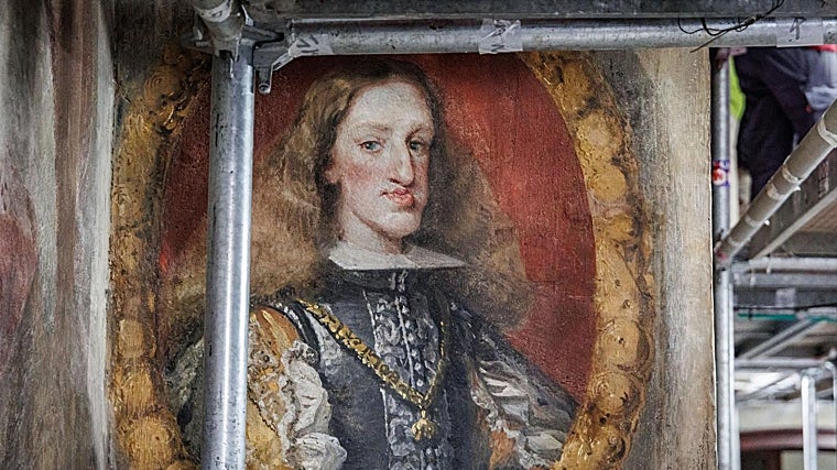 Carlos II retratado en un fresco en el Oratorio