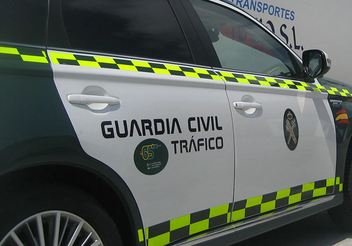 Coche de la Guardia Civil de Tráfico