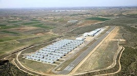 Dos heridos leves tras salirse de la pista una avioneta en el aeródromo de Casarrubios del Monte