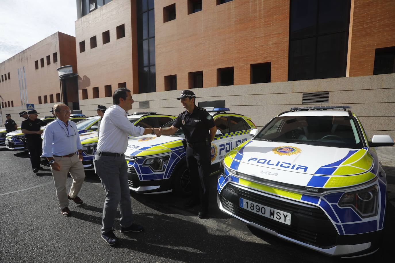 Fotos: la presentación de los flamantes coches de la Policía Local de Córdoba