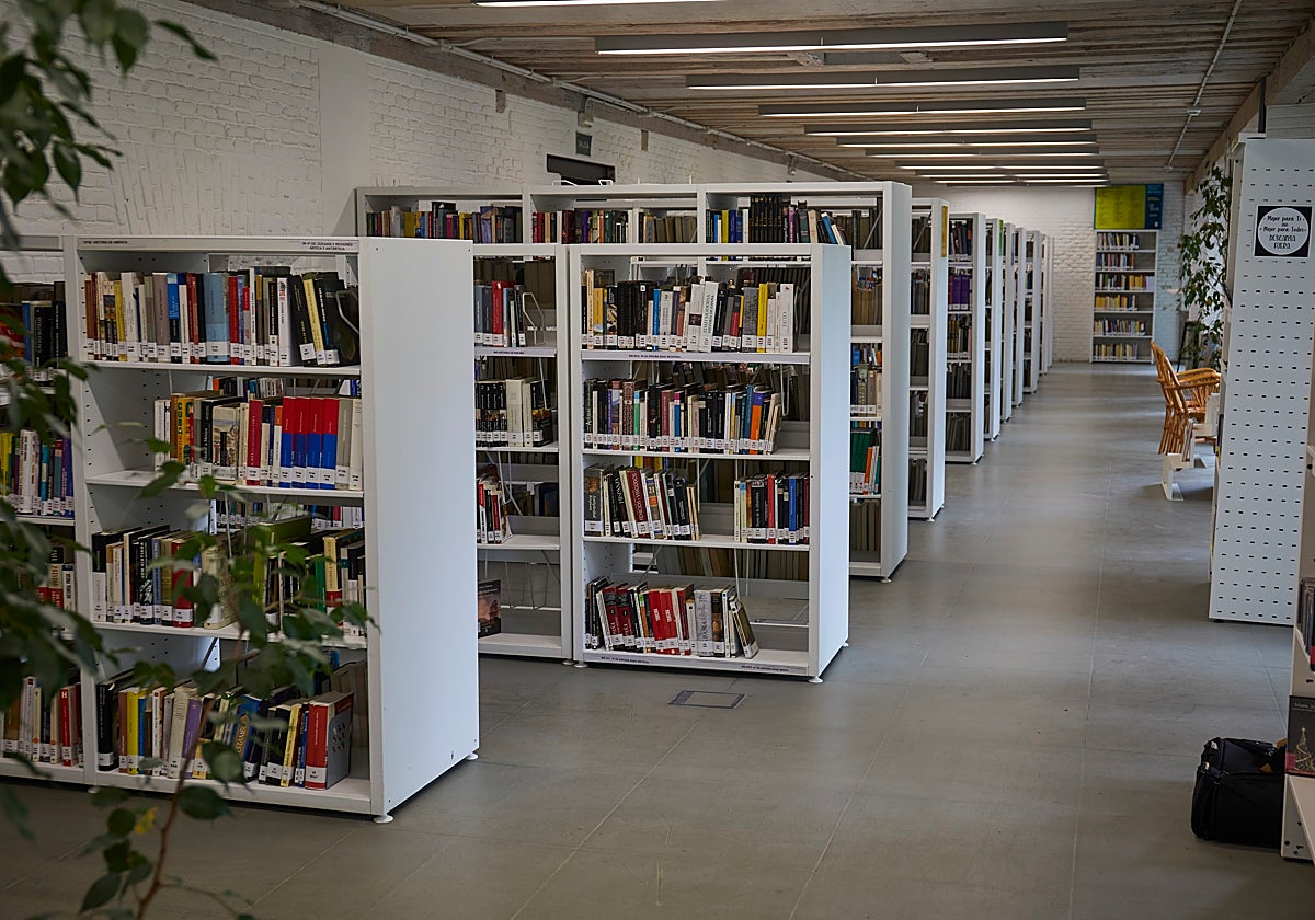 Blblioteca pública municipal Eugenio Trías, en el Retiro