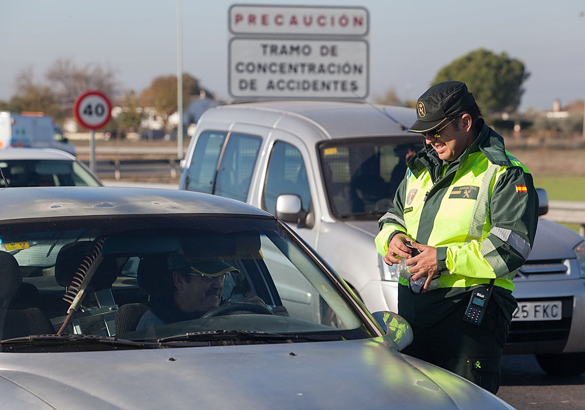 Campaña de control y vigilancia en el consumo de alcohol y drogas de la DGT