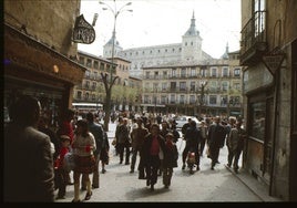 La alegre y bulliciosa plaza de Zocodover de hace 50 años