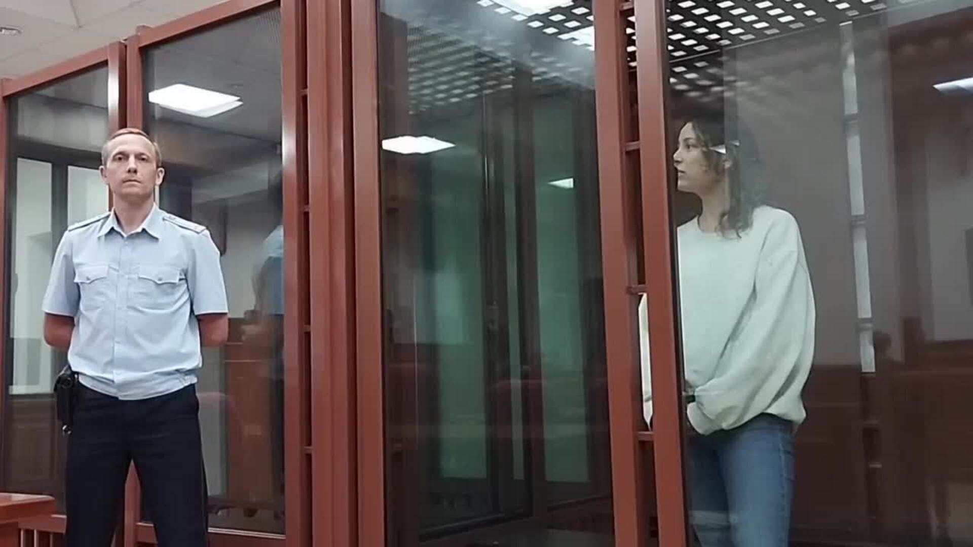 Ksenia Karélina, ciudadana ruso-estadounidense, condenada a 12 años de cárcel por traición