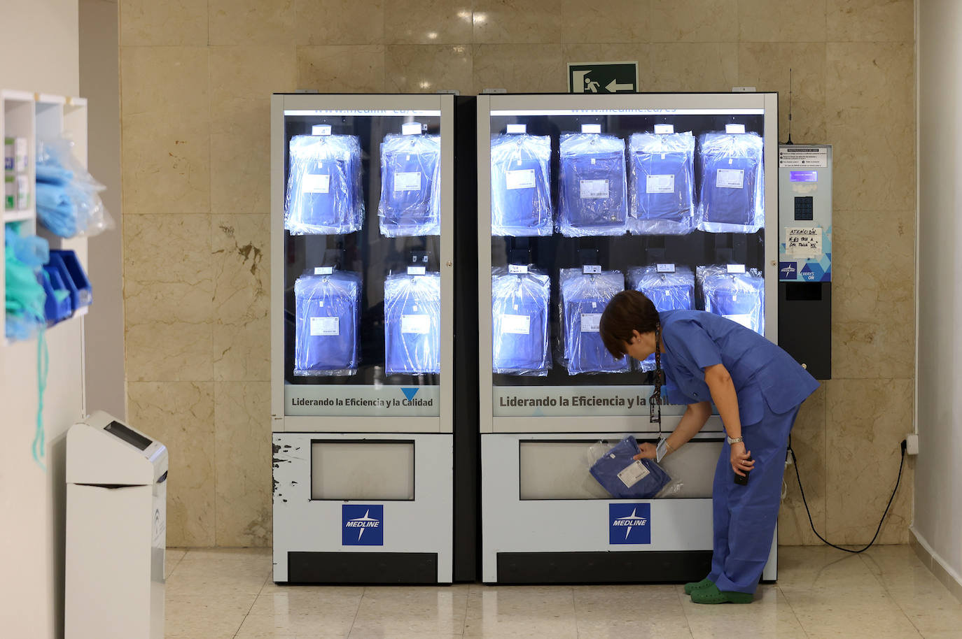 Fotos: así combate el Hospital Reina Sofía de Córdoba el calor