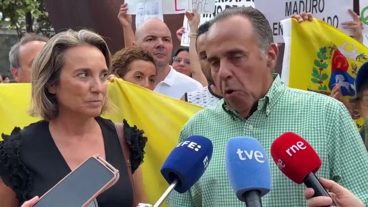 La comunidad venezolana de La Rioja pide "libertad" y el fin de la "opresión" de Maduro