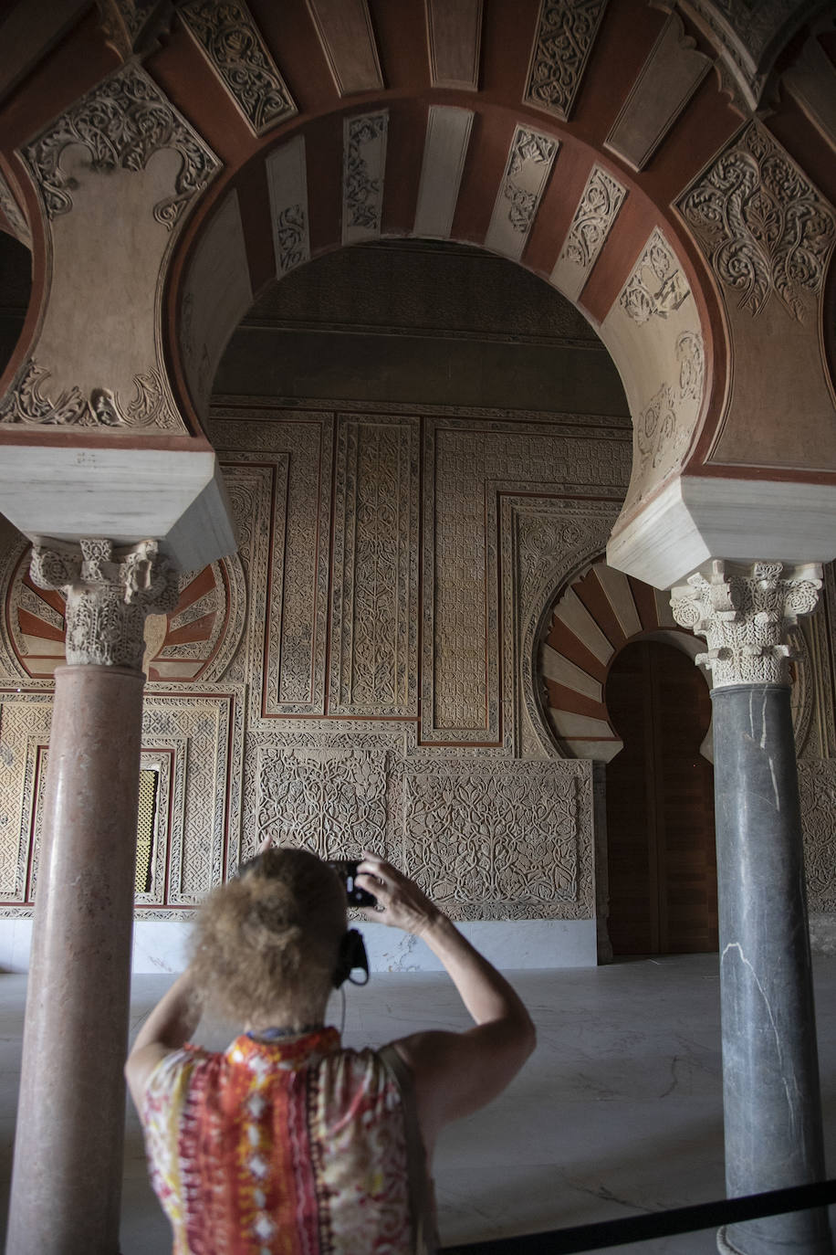 Fotos: la visita al imponente Salón Rico de Medina Azahara