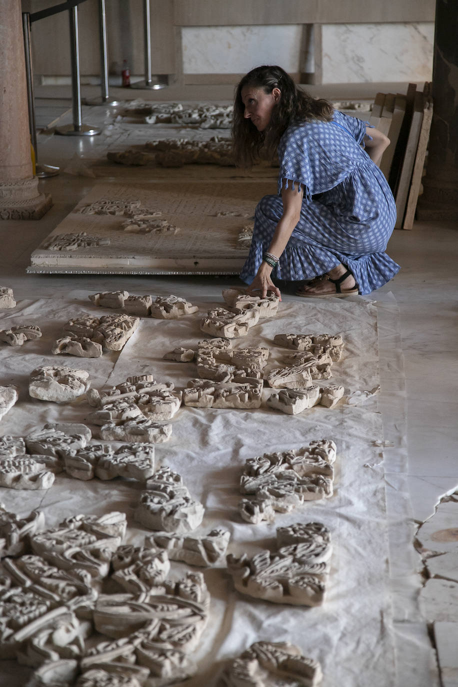 Fotos: la visita al imponente Salón Rico de Medina Azahara