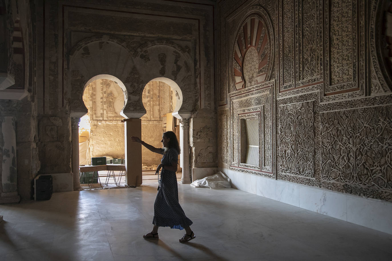 Fotos: la visita al imponente Salón Rico de Medina Azahara