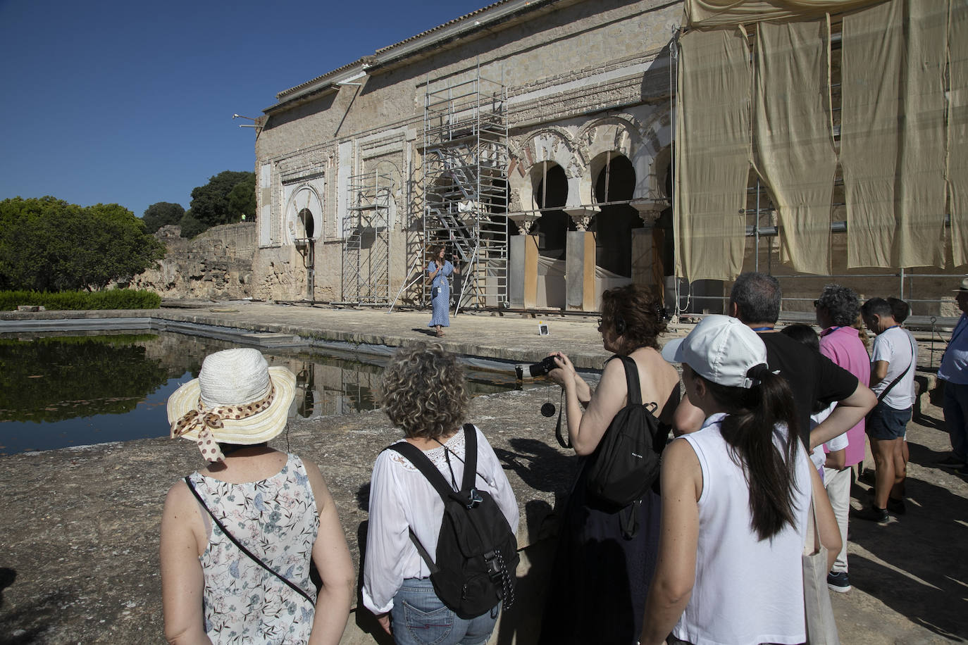 Fotos: la visita al imponente Salón Rico de Medina Azahara