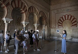 Salón Rico: Medina Azahara recibe al visitante ofreciéndole su mayor esplendor