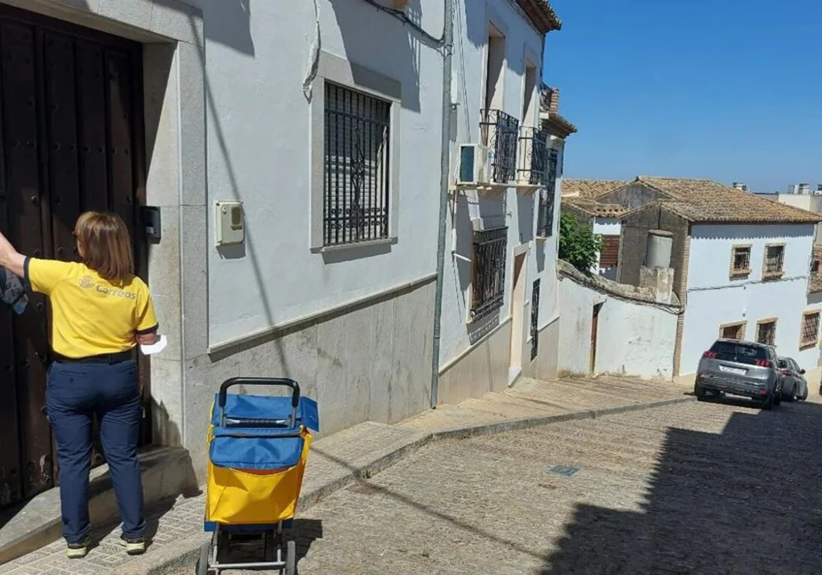 Paros en Correos Guadalajara: «Sólo hay 9 carteros para atender a más de 91.000 habitantes»