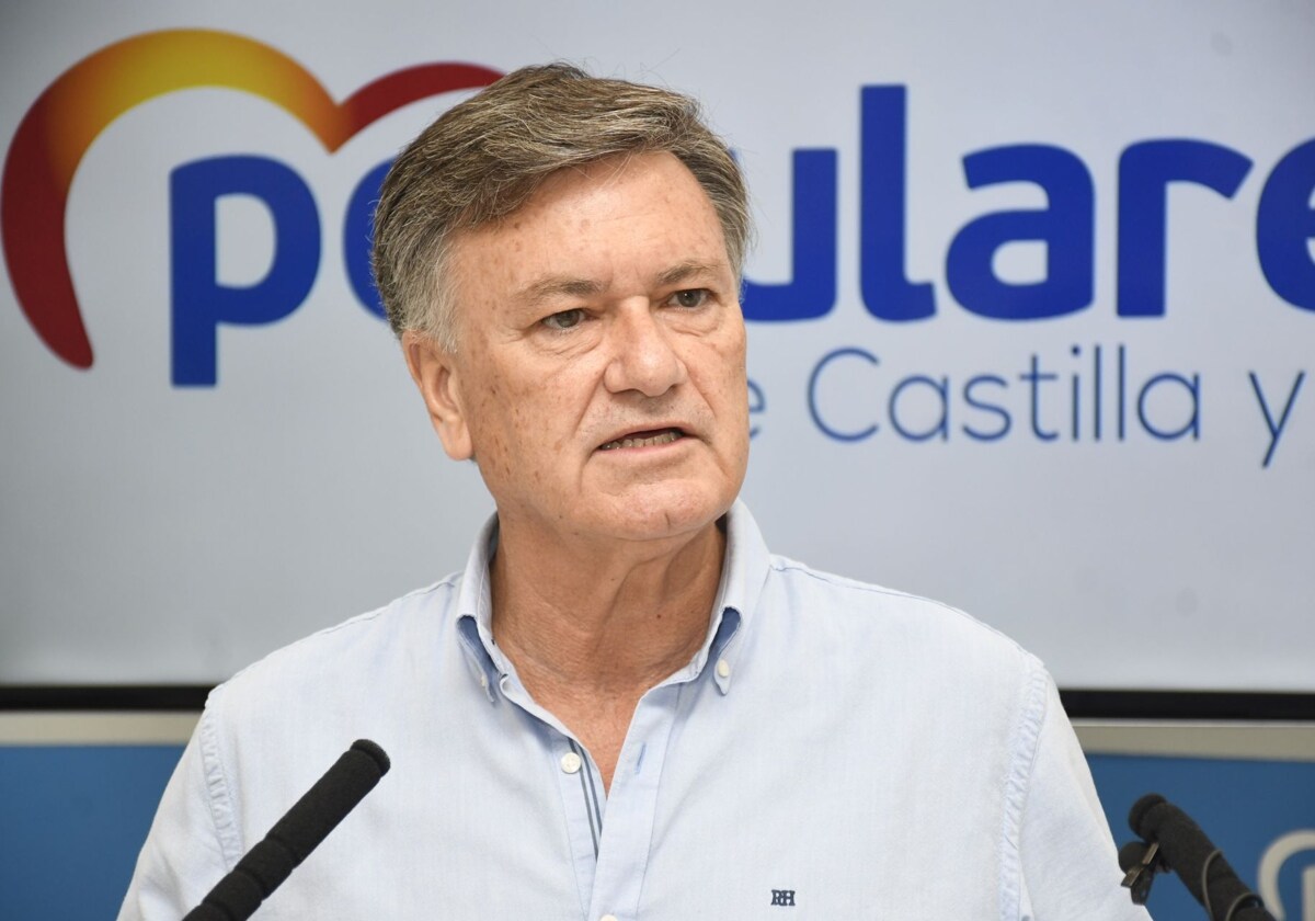 El secretario general del PP en Castilla y León, Francisco Vázquez, en una imagen de archivo