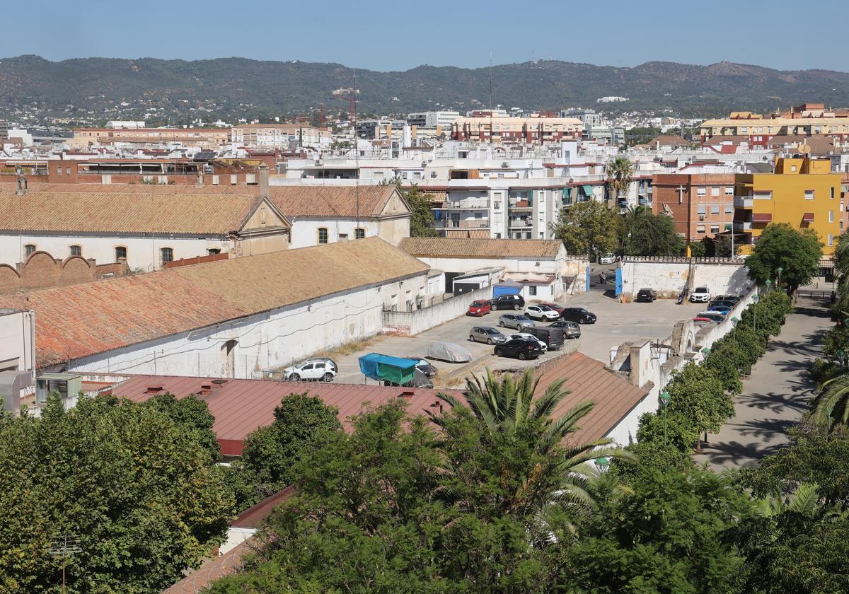 Vista aérea del aparcamiento de Sagunto donde el Ayuntamiento levantará un parking prefabricado