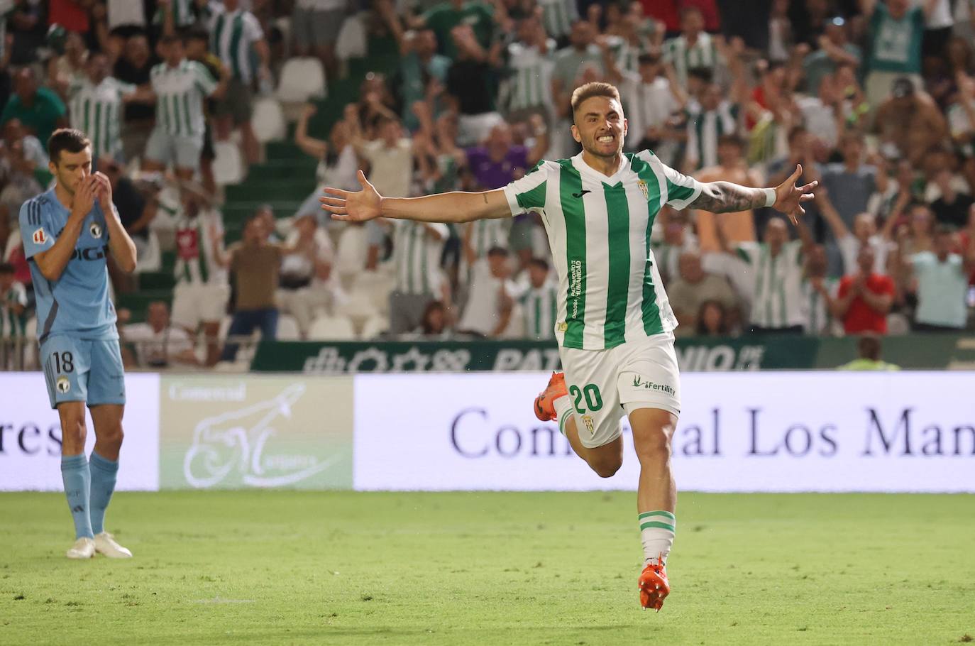 Fotos: El emocionante empate del Córdoba CF ante el Burgos en El Arcángel