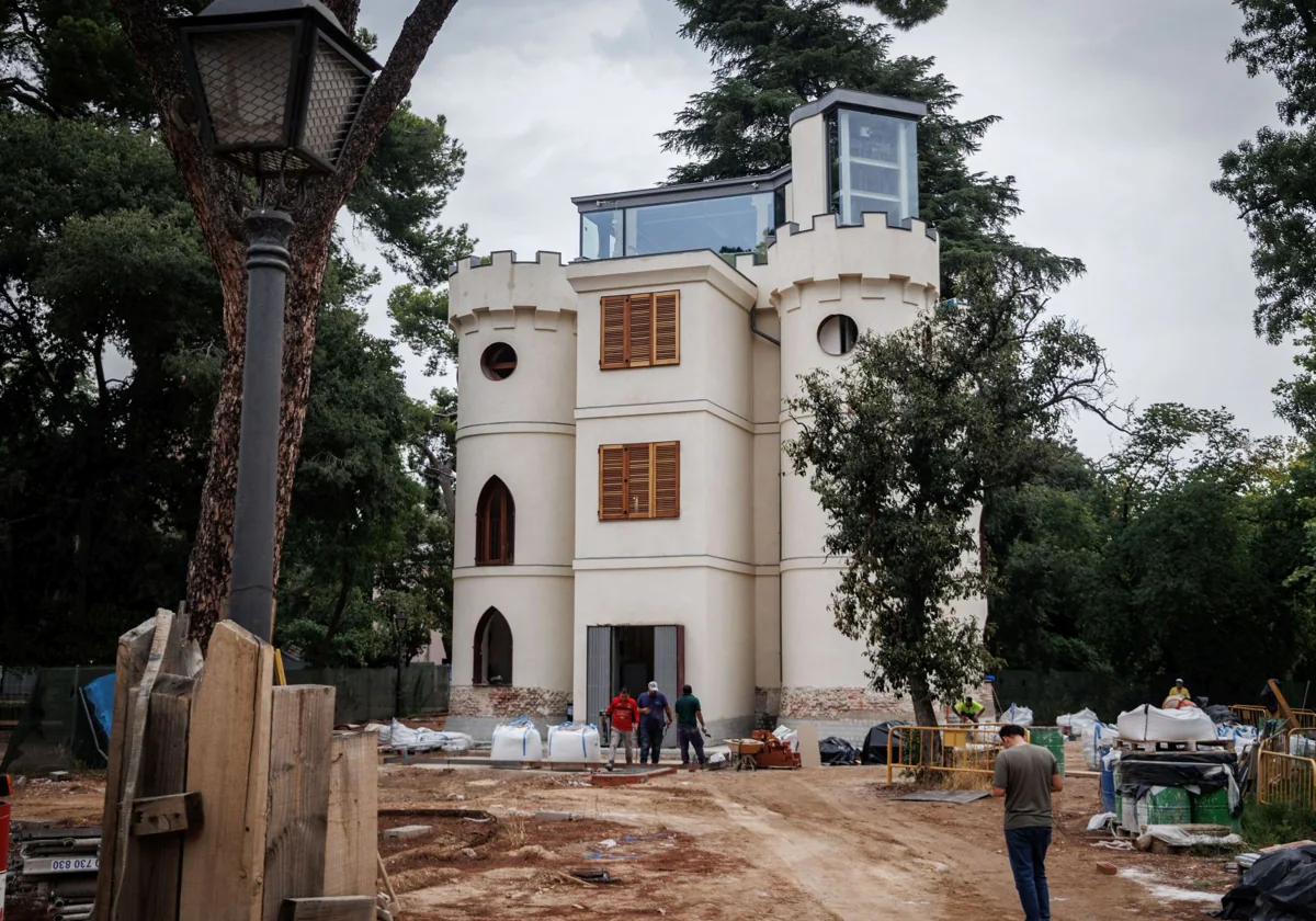 Castillo de la Aemet en El Retiro, a punto de finalizar su restauración