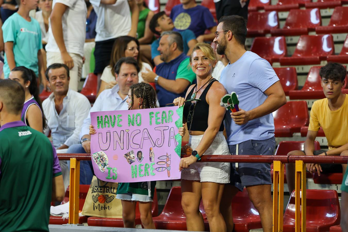 El vibrante duelo de la Copa Andalucía entre Unicaja Málaga y Covirán Granada, en imágenes