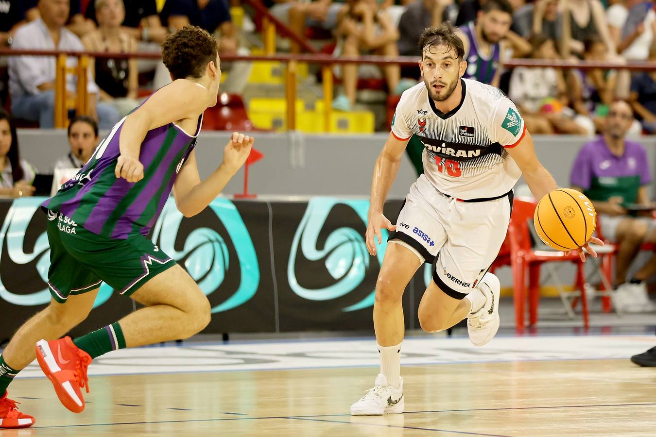 El vibrante duelo de la Copa Andalucía entre Unicaja Málaga y Covirán Granada, en imágenes