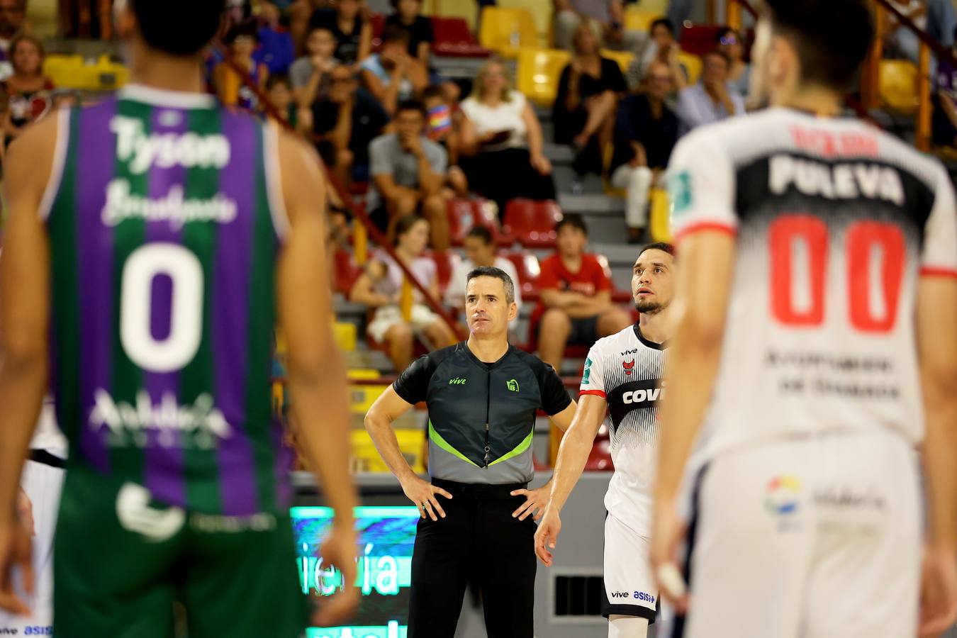 El vibrante duelo de la Copa Andalucía entre Unicaja Málaga y Covirán Granada, en imágenes