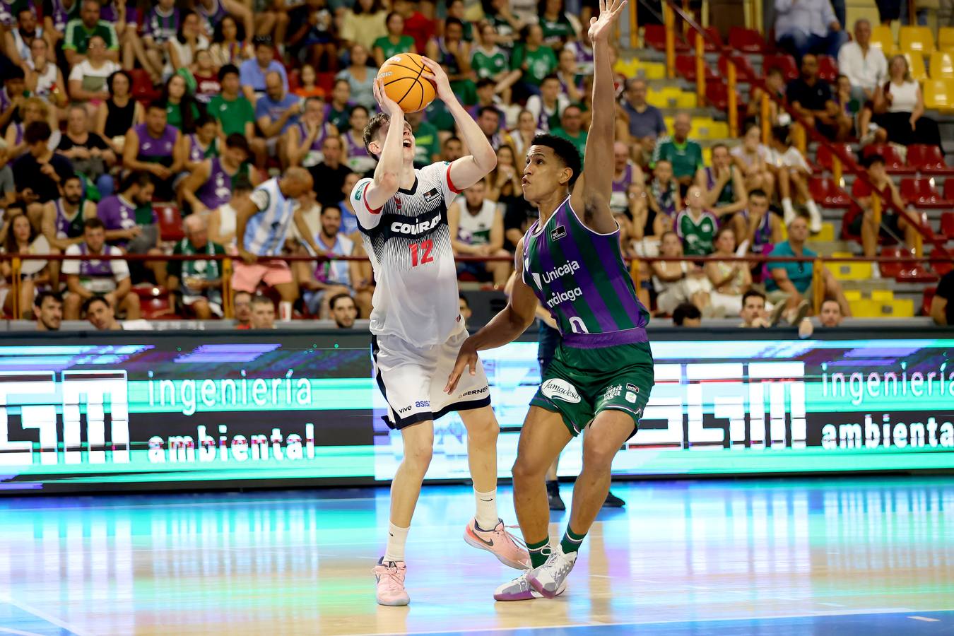 El vibrante duelo de la Copa Andalucía entre Unicaja Málaga y Covirán Granada, en imágenes