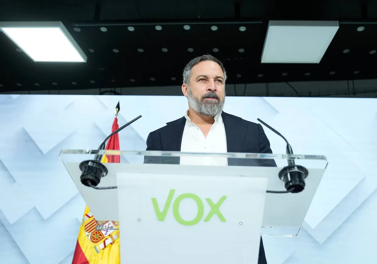 El líder de Vox, Santiago Abascal, en rueda de prensa