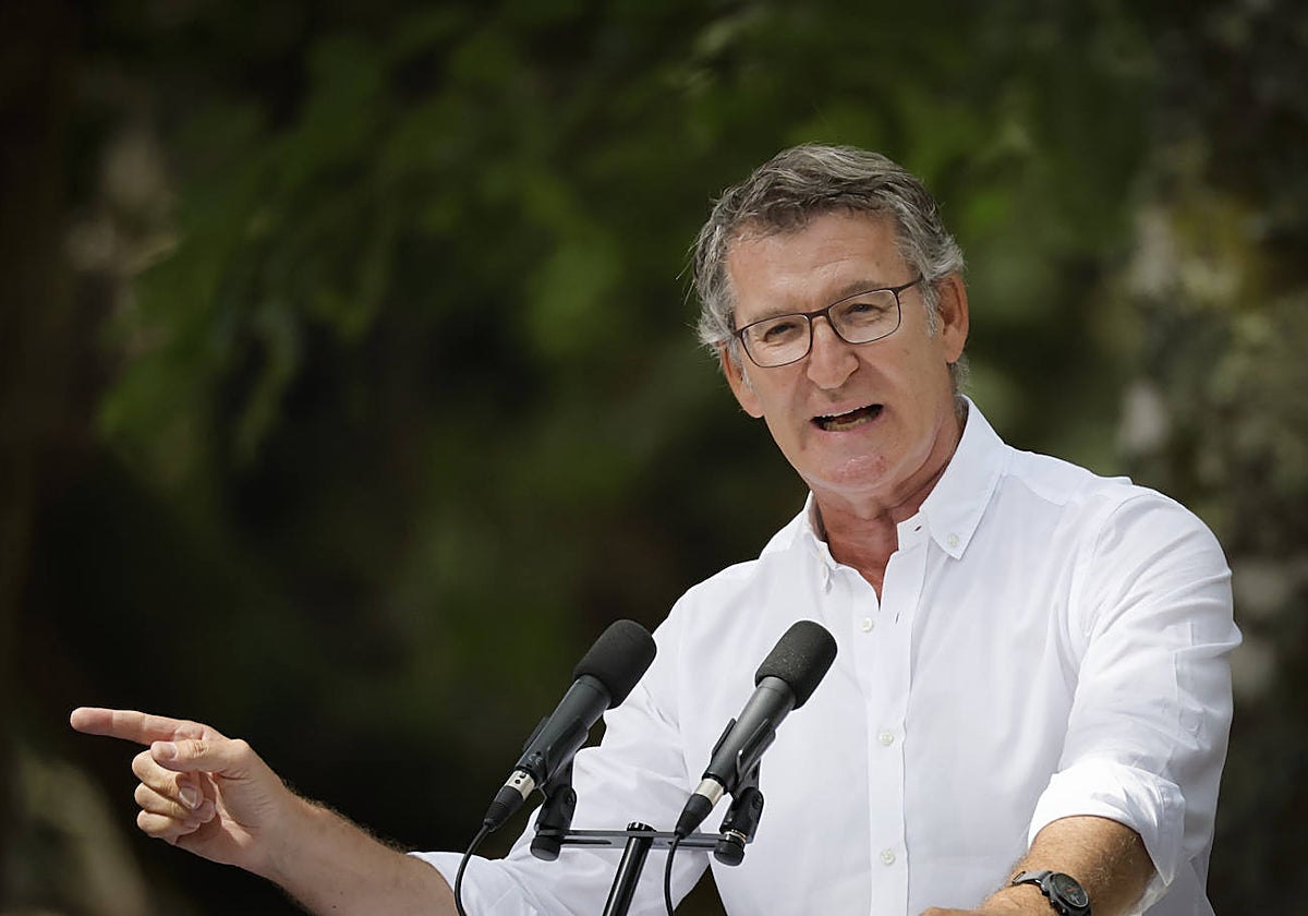 El líder del PP, Alberto Núñez Feijóo, el sábado en Galicia