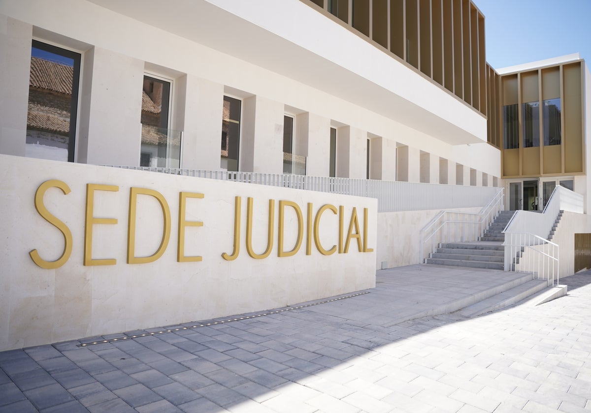 Edificio de la nueva sede judicial de Lucena