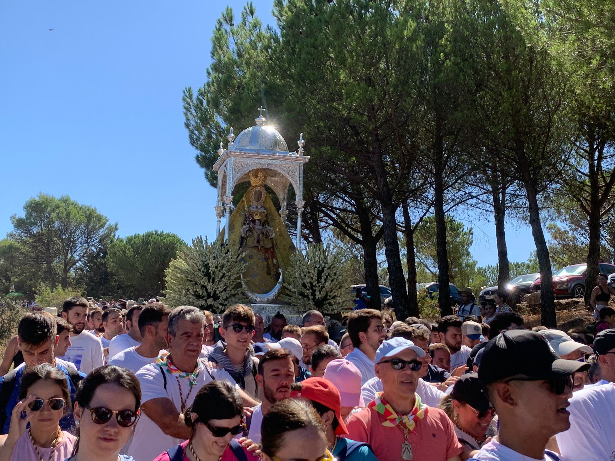 La espectacular &#039;Bajá&#039; de la Virgen de la Sierra de Cabra, en imágenes