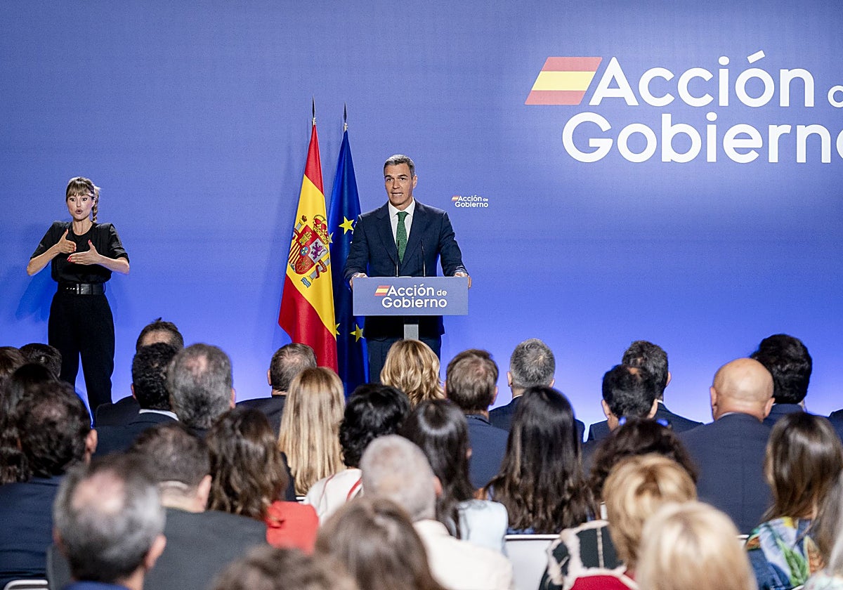 Sánchez, en el acto de inicio del curso político en que ha cargado contra las políticas madrileñas