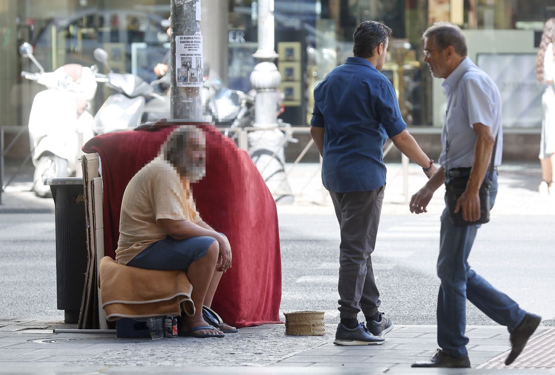 Fotos: los asentamientos de personas sin techo en el Centro de Córdoba