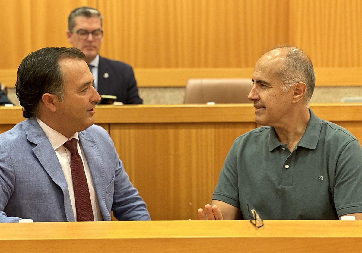 David Moreno (Vox) y Jesús García-Barroso (PP)